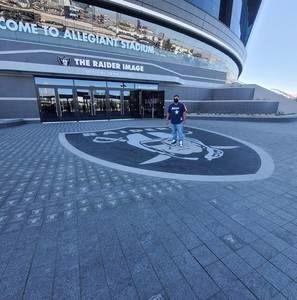 Meet your Posher, Valentin